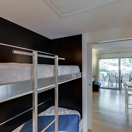 Three-room Apartement, Sophia, Vecchio